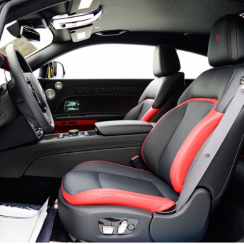 Rolls Royce Spectre black badge 2025 - Image 18