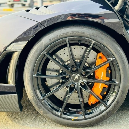 McLaren 765LT 2021 - Image 17