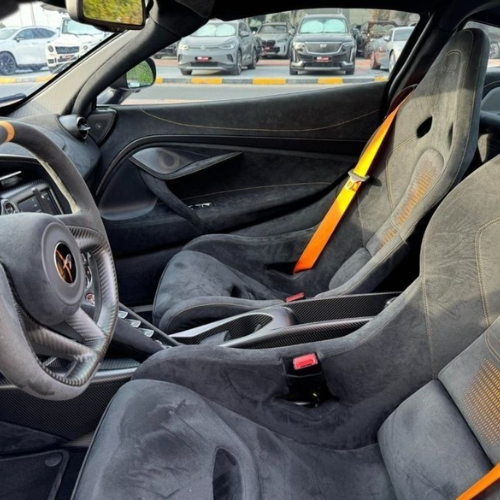 McLaren 765LT 2021 - Image 6